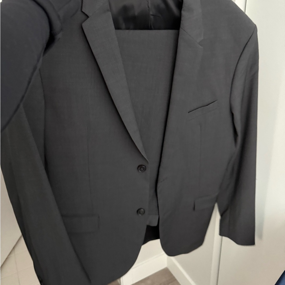 Zara Charcoal Gray Men's Suit